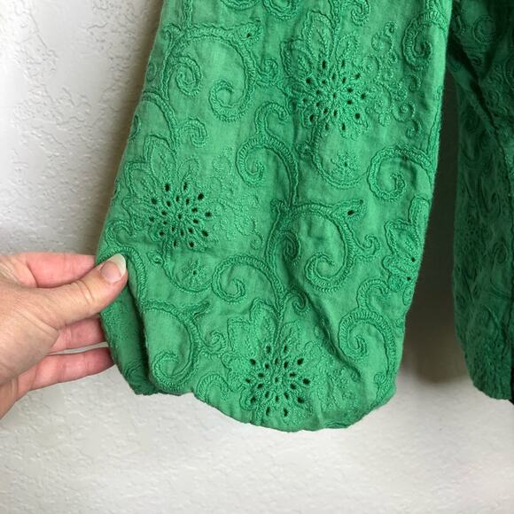 Soft Surroundings green eyelet floral balloon sleeve button down top size Medium - Picture 5 of 13